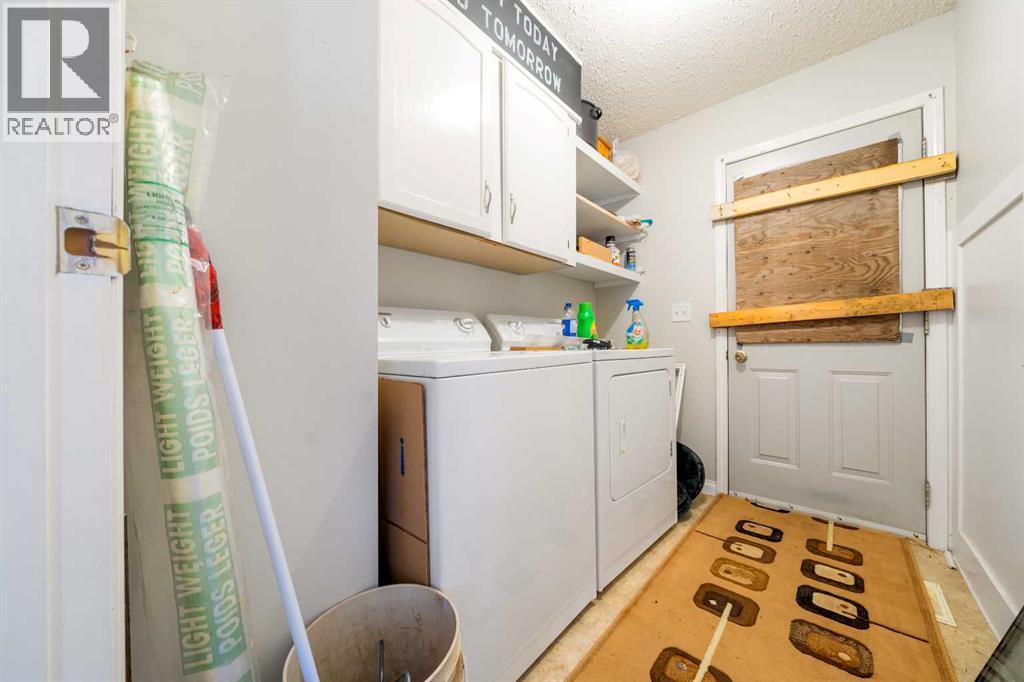 2, 190014 12 Street W - 10