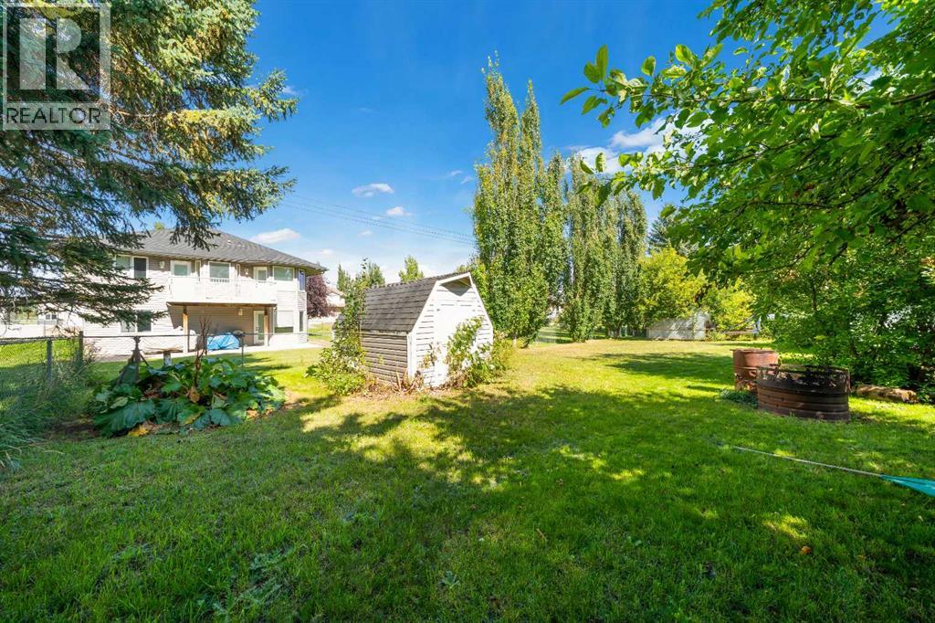 2, 190014 12 Street W - 23
