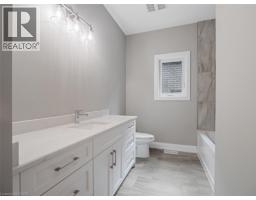 5pc Bathroom - 149 Willowbrook Drive, Welland, ON L3C0G2 Photo 8