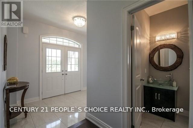 74 BRAMSEY STREET, Georgina (Sutton & Jackson's Point) — photo 2