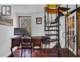 621 Lydia Street, Newmarket, ON L3Y1M4 Photo 6