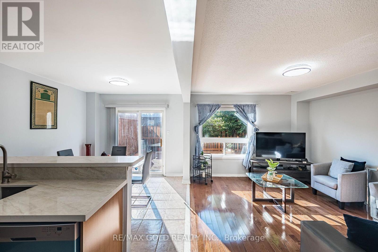 23 ASHMERE ROAD - 11