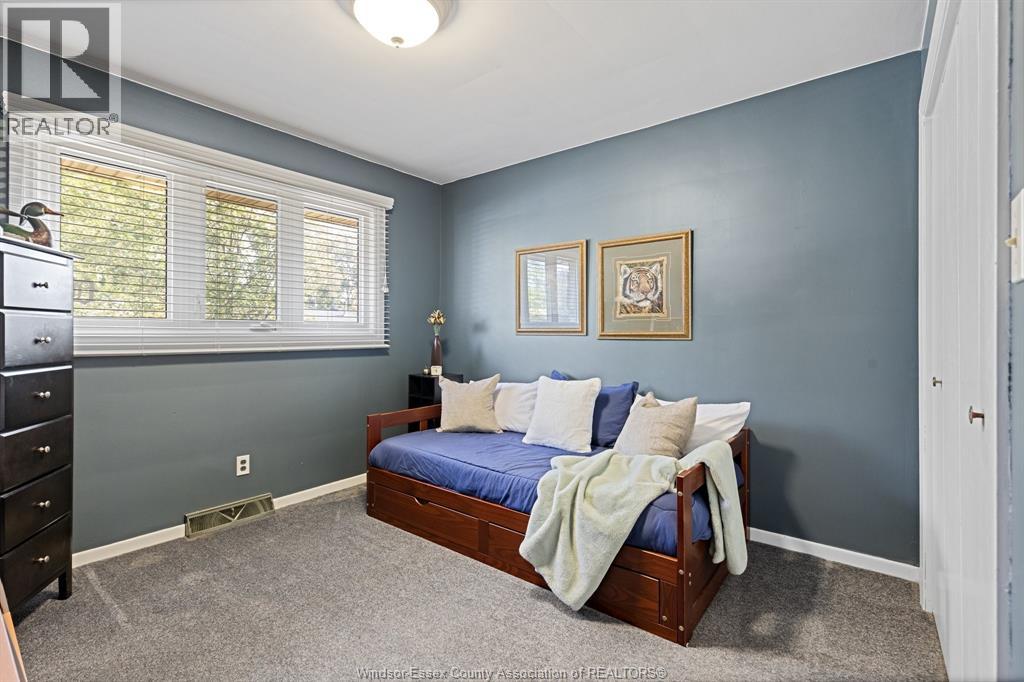 240 LAFFERTY - Image 17