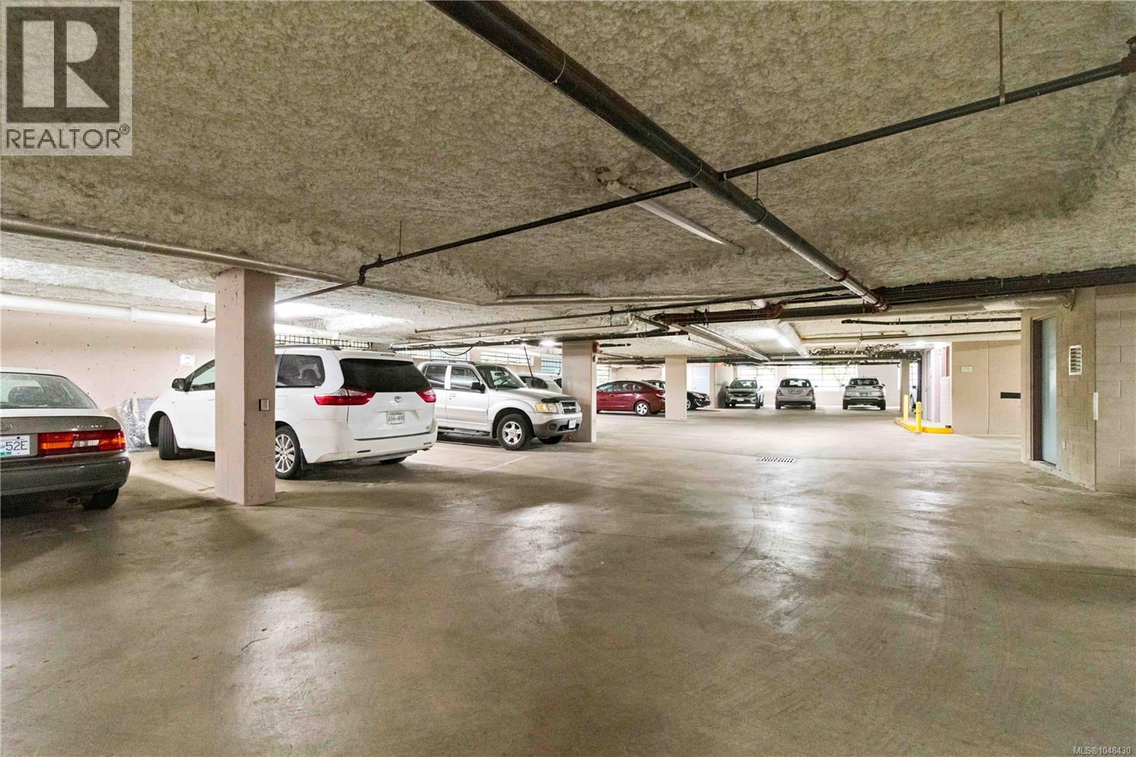 304 290 Island Highway, View Royal