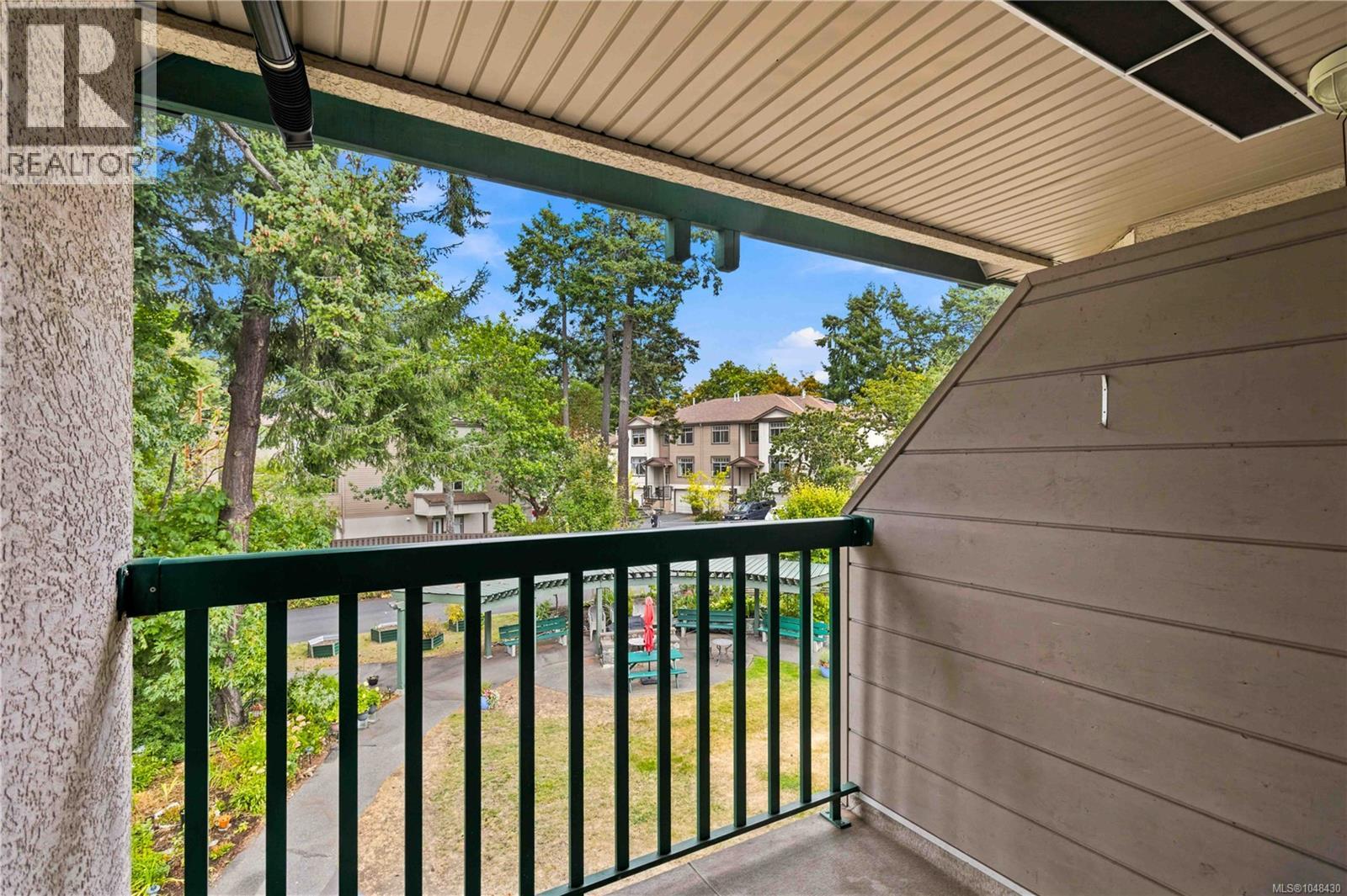 304 290 Island Highway, View Royal