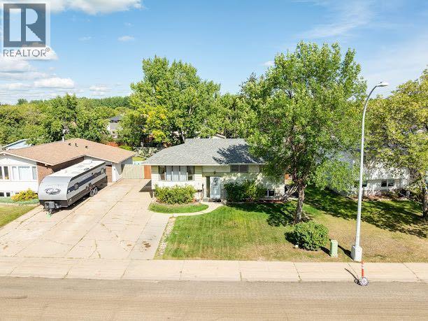 437 Signal Road, Fort McMurray, Alberta, T9H3W6