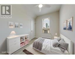 21 Centre Street S, Brampton, ON L6W2X7 Photo 17