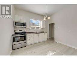 21 Centre Street S, Brampton, ON L6W2X7 Photo 8