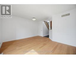 5633 Cortina Crescent, Mississauga, ON L4Z3R3 Photo 11