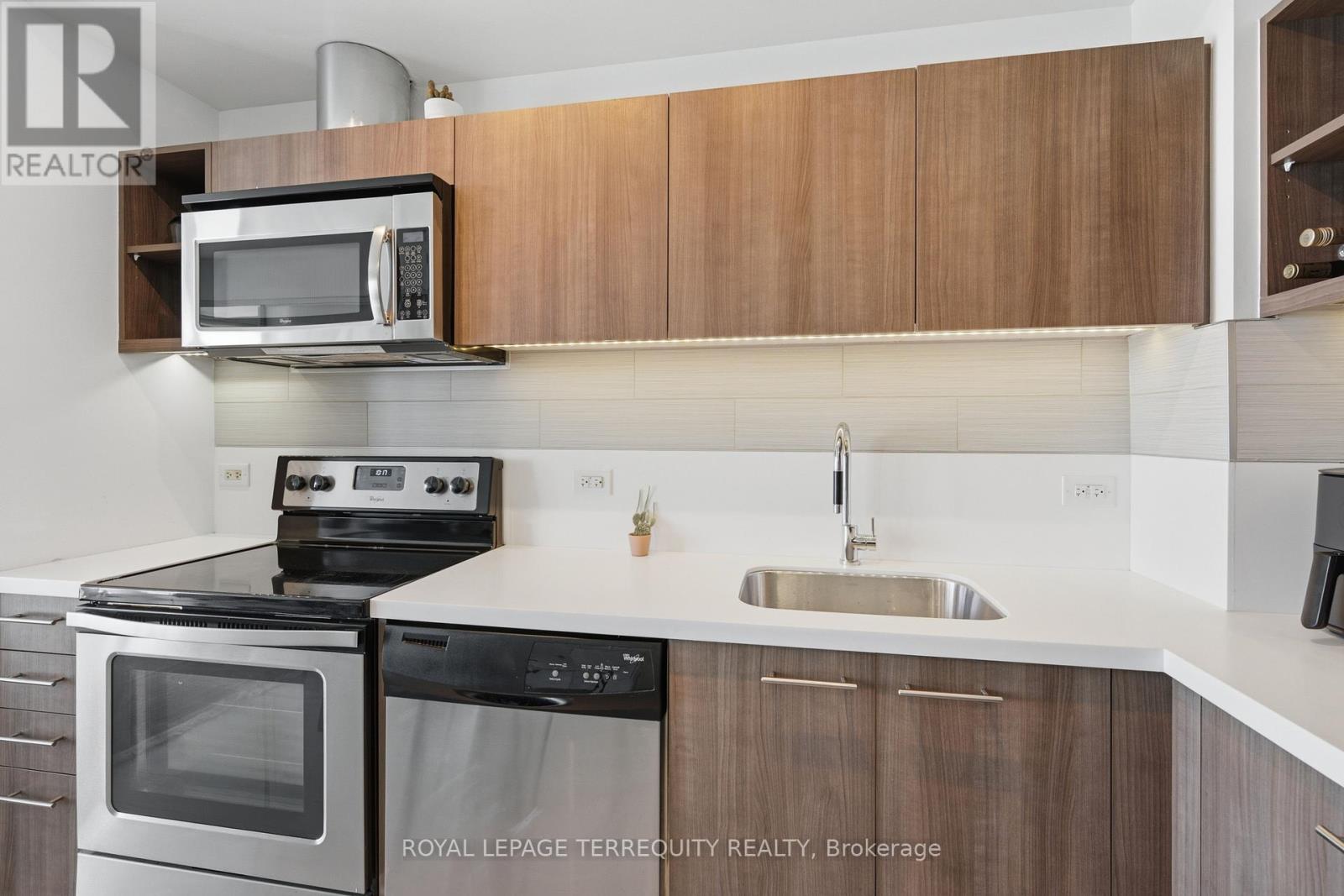 #2107 70 Distillery Lane, Toronto (Waterfront Communities), Ontario, M5A0E3, Toronto (Waterfront Communities), Ontario — photo 4 of 5