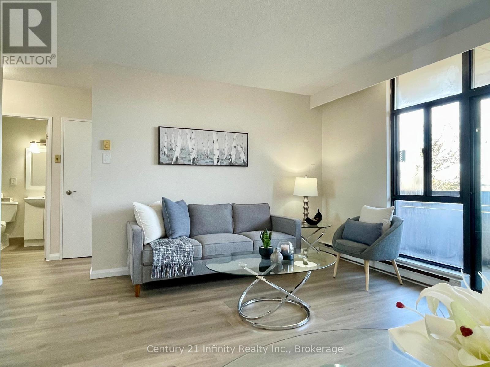 #5-606 50 Old Kingston Road, Toronto (West Hill), Ontario, M1E4Y1, Toronto (West Hill), Ontario — photo 5 of 5