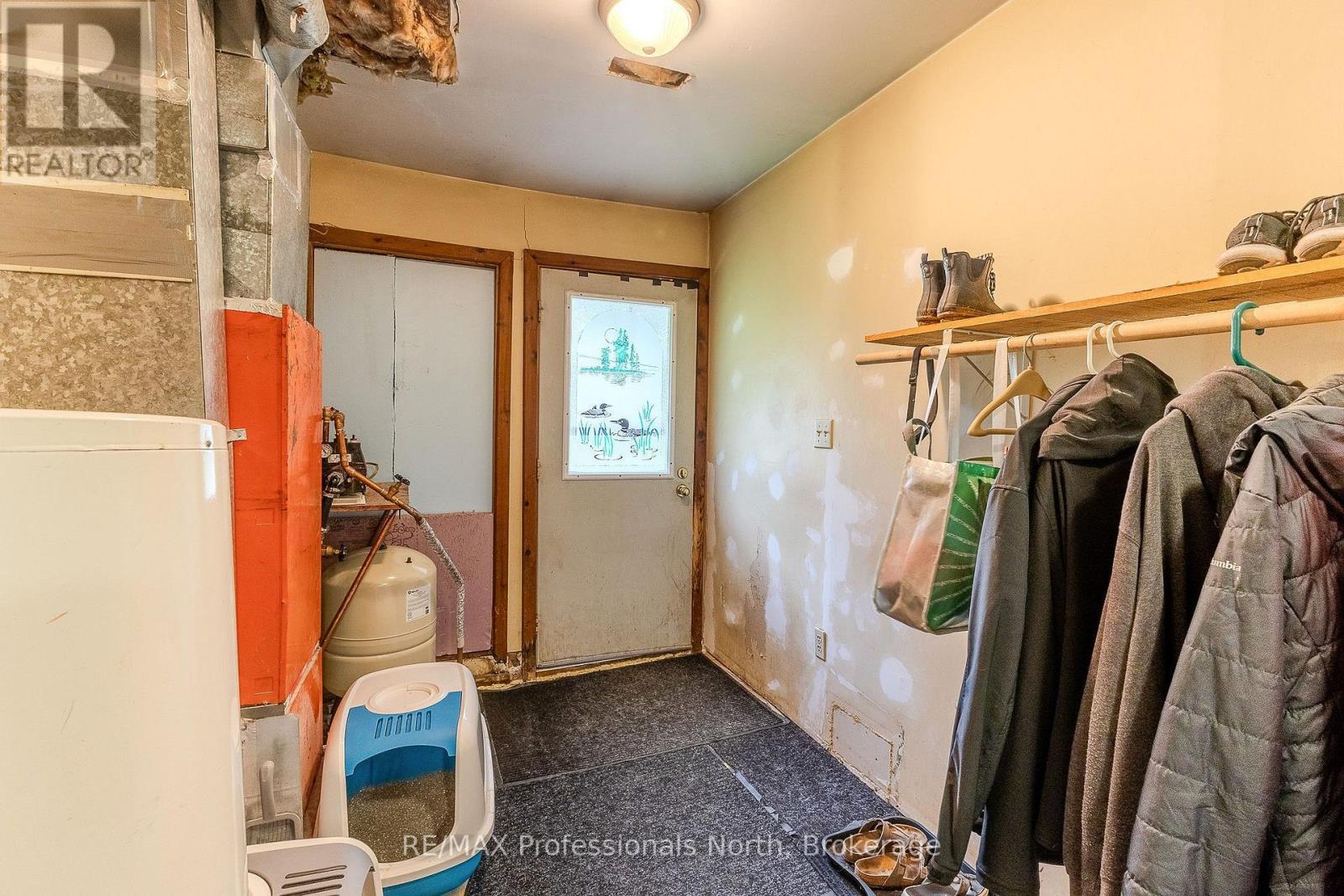 3120 GELERT ROAD - 4
