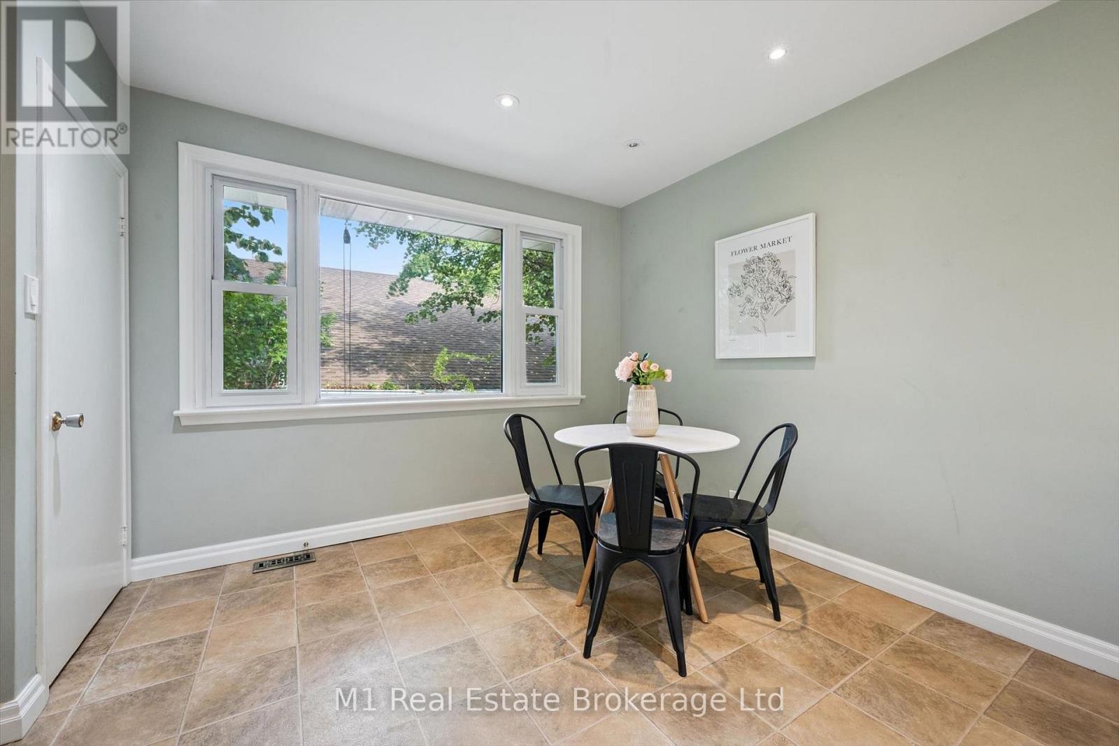 9 CEDAR STREET - 18