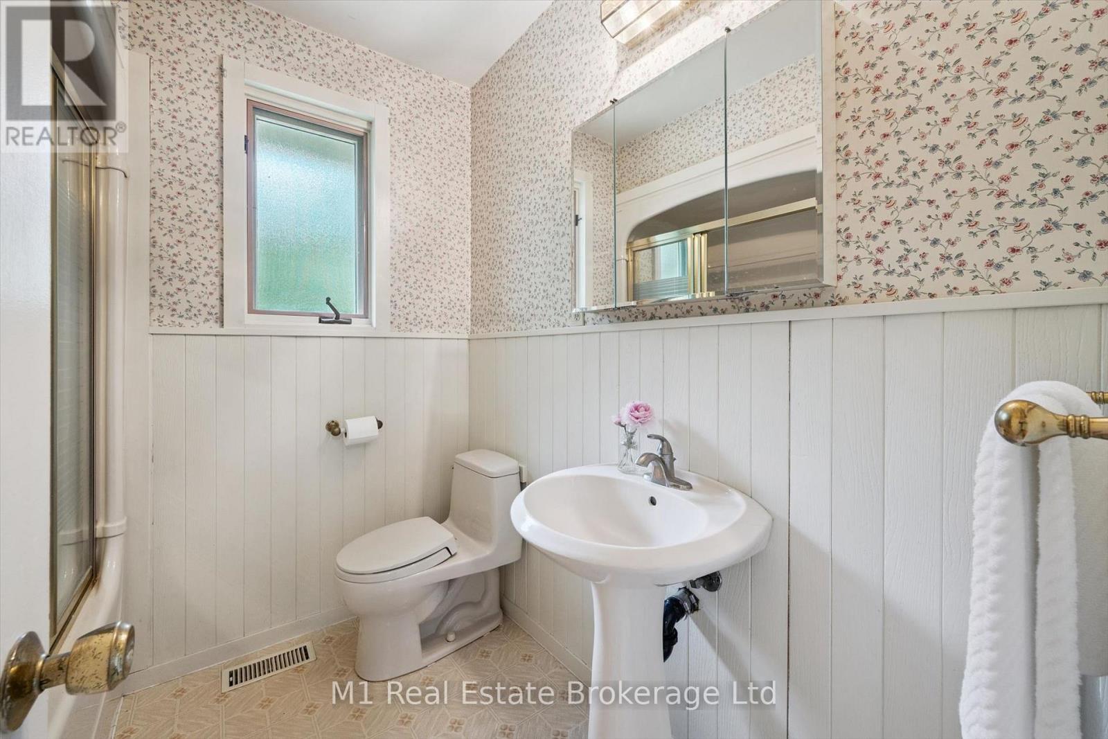 9 CEDAR STREET - Image 24