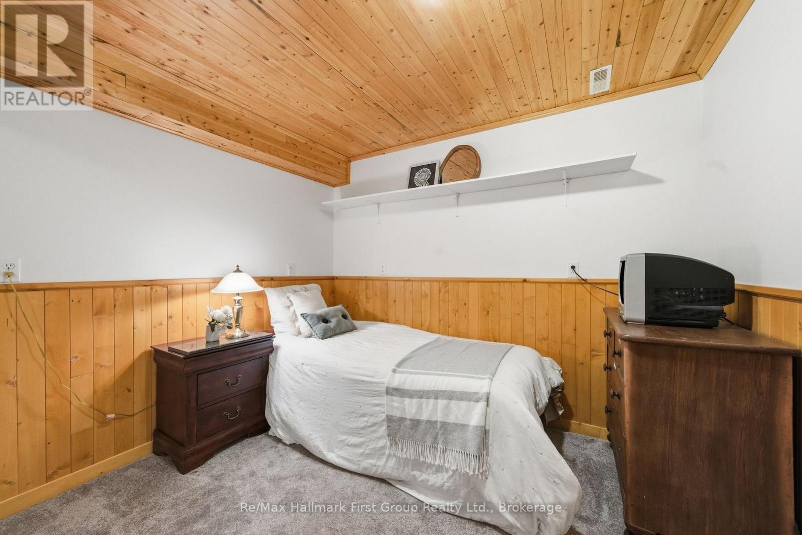 2518 NAGLE ROAD - Image 32
