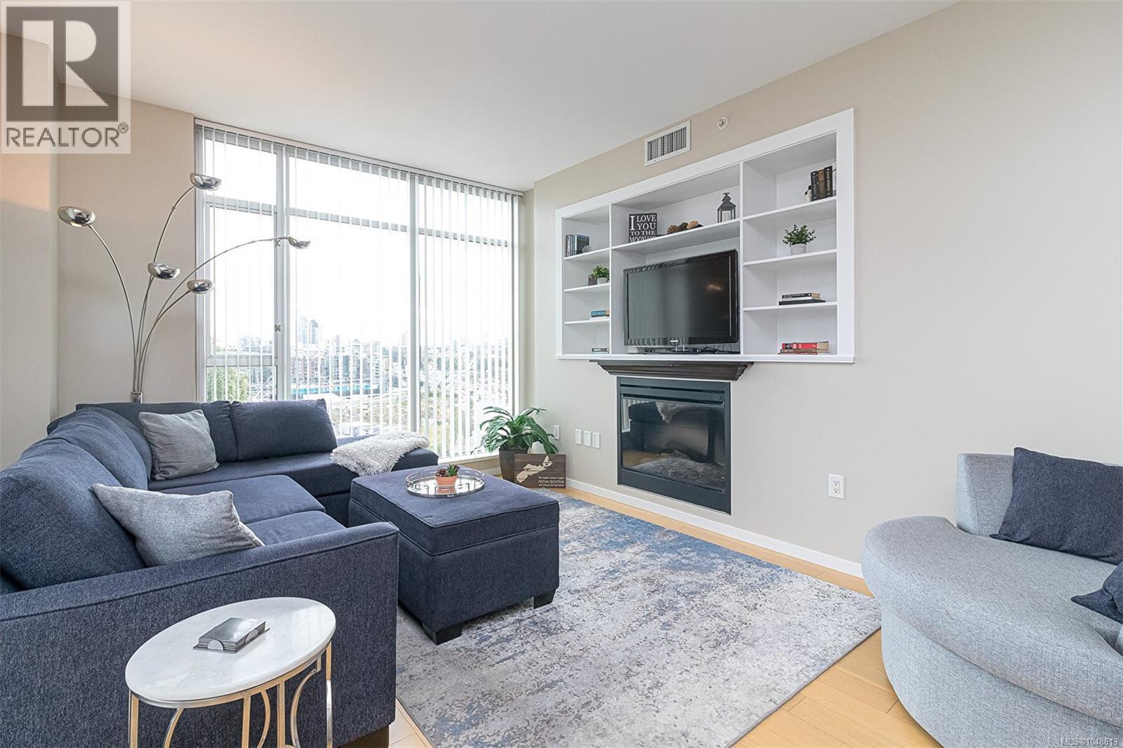 313 100 Saghalie Road, Victoria