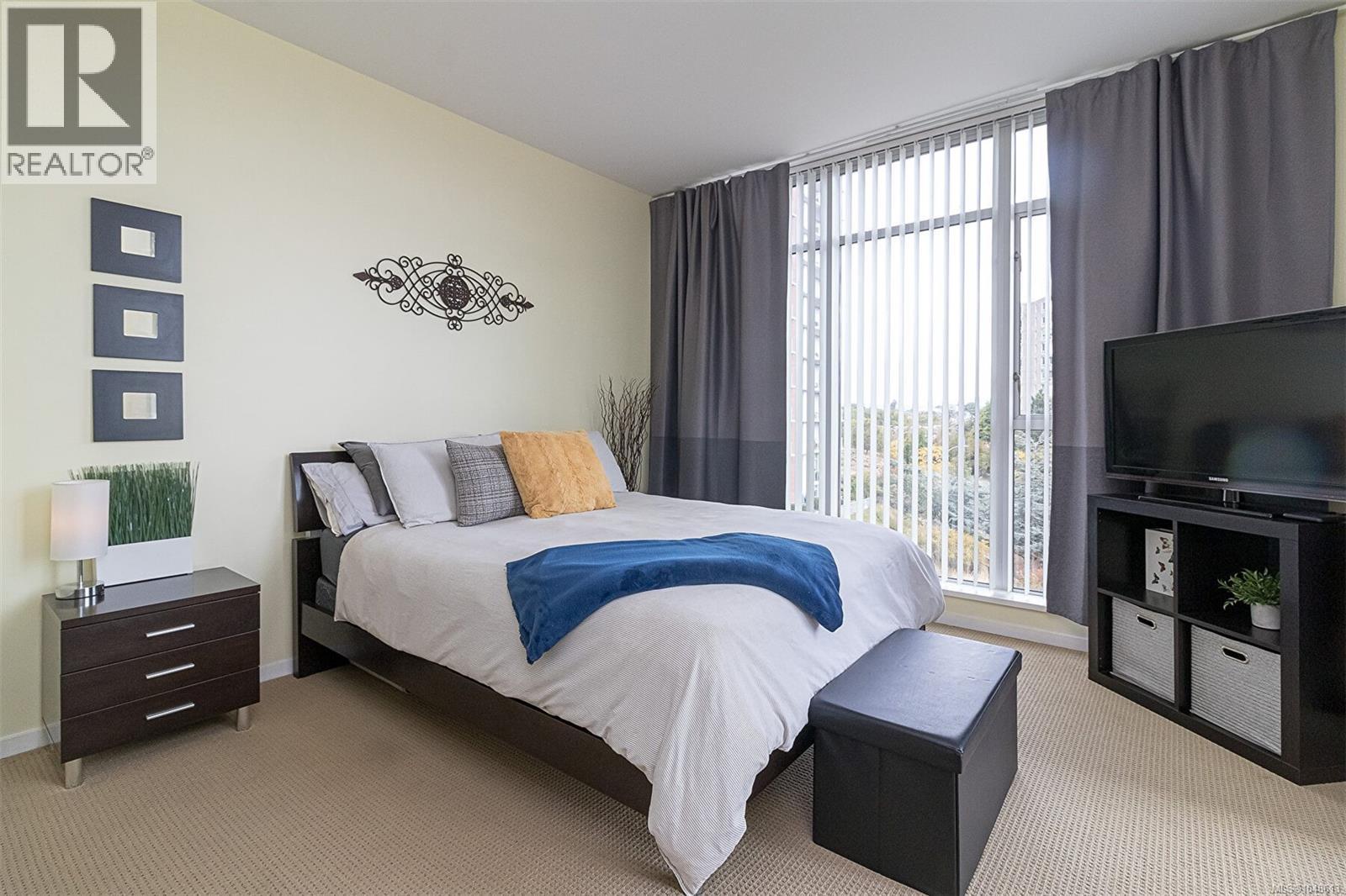 313 100 Saghalie Road, Victoria
