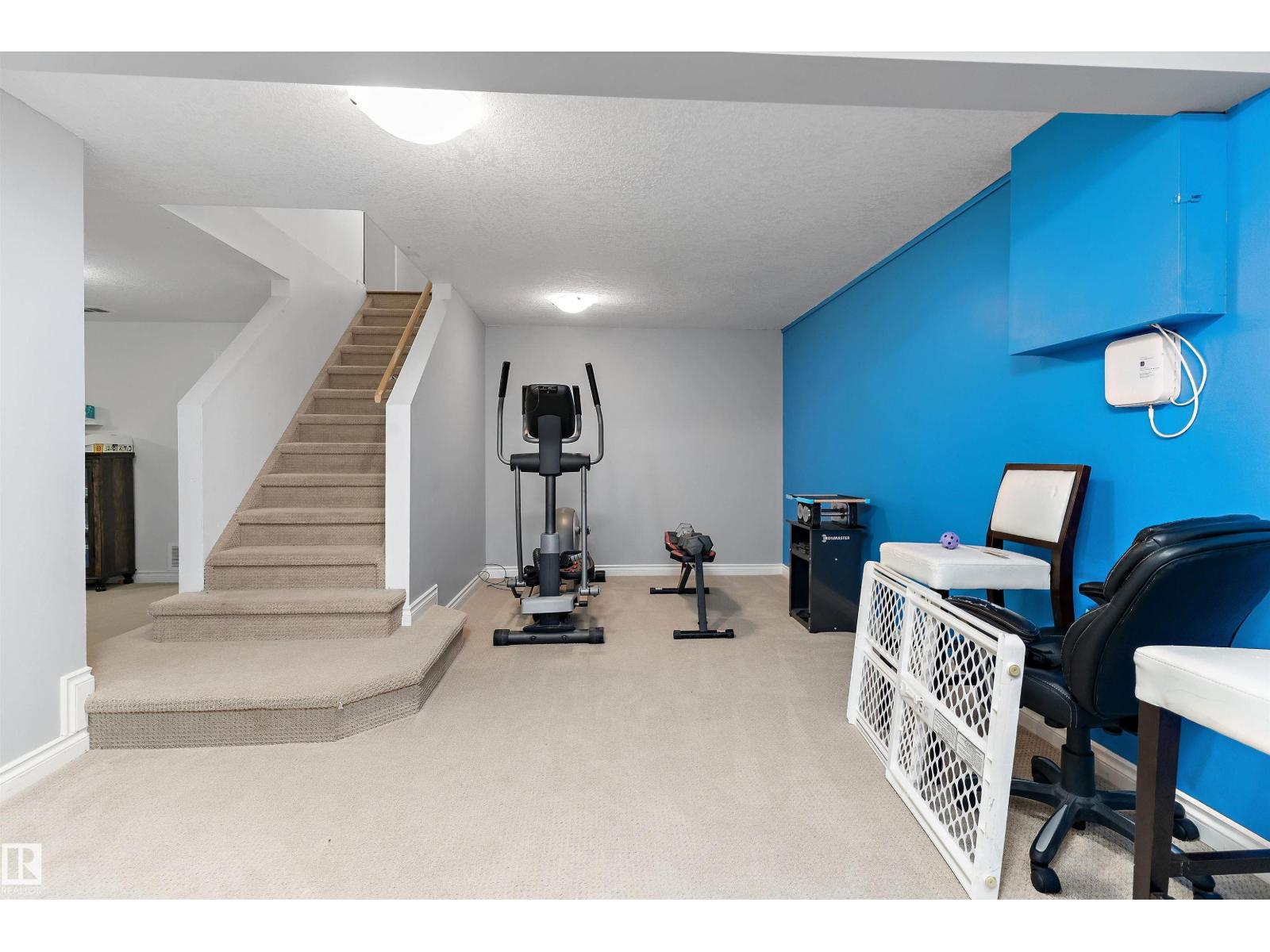 3839 117 ST NW - 26