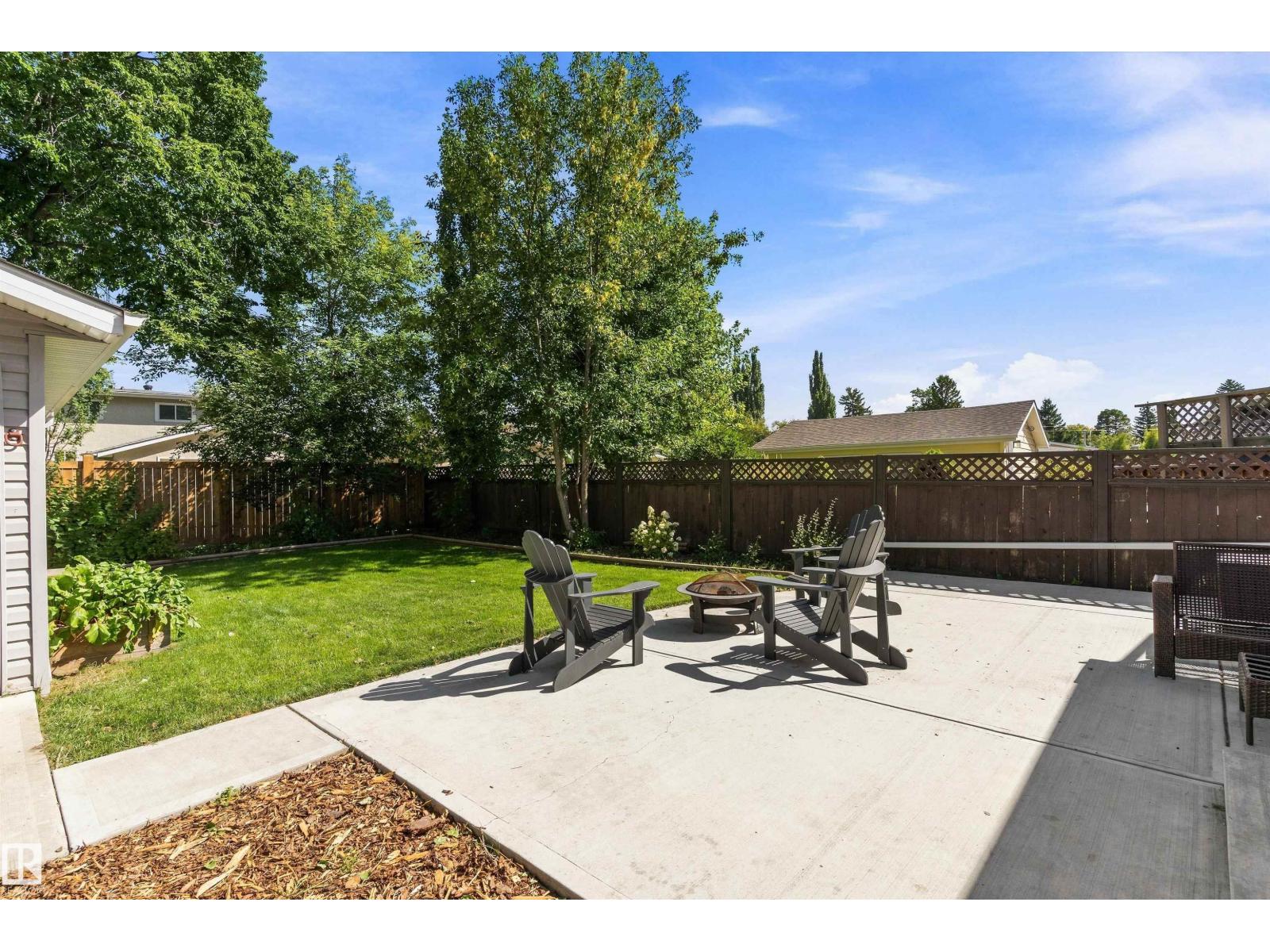 3839 117 ST NW - 38