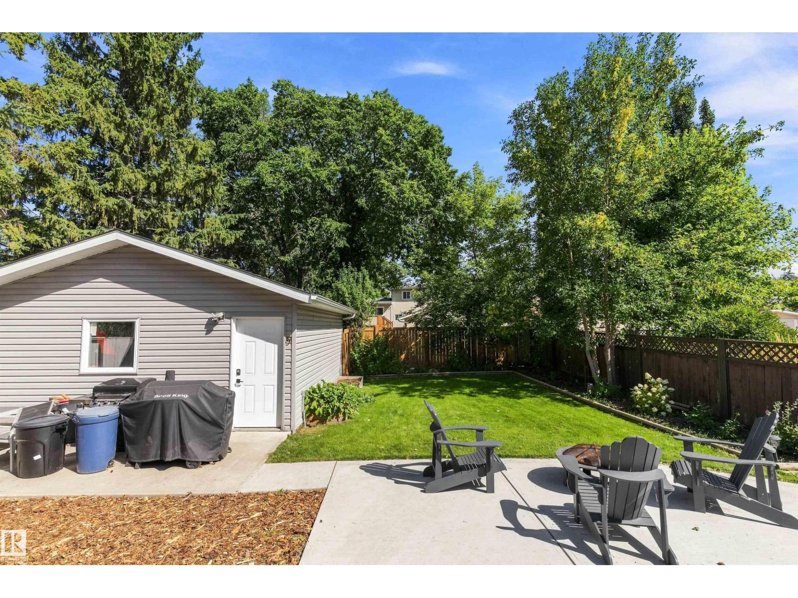 3839 117 ST NW - 40