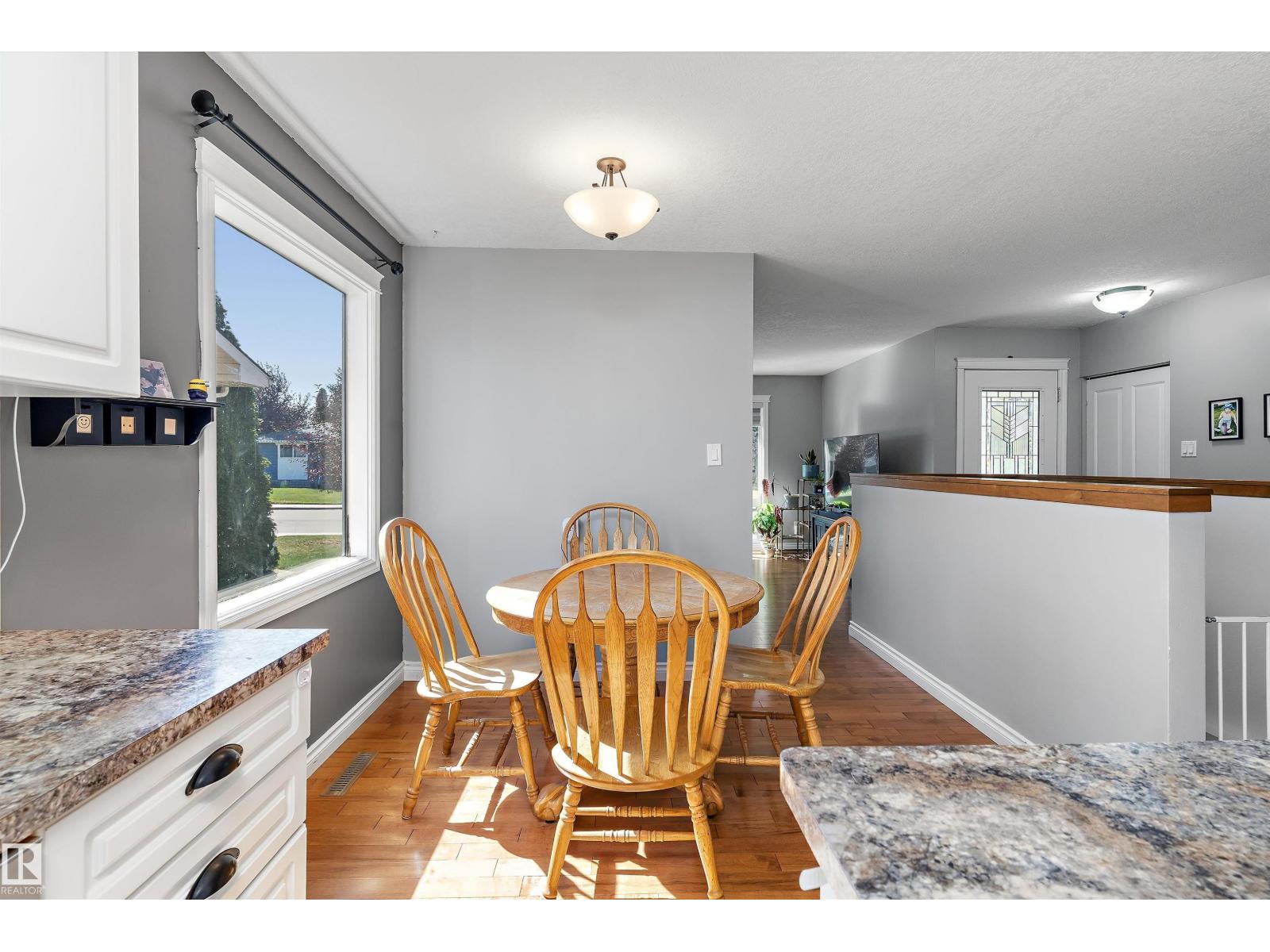 3839 117 ST NW - 9