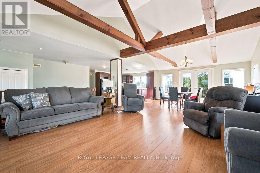 41 DOMBROSKIE ROAD - 16