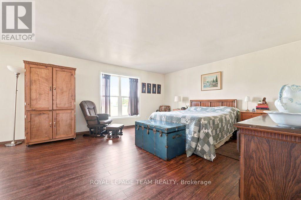 41 DOMBROSKIE ROAD - 22