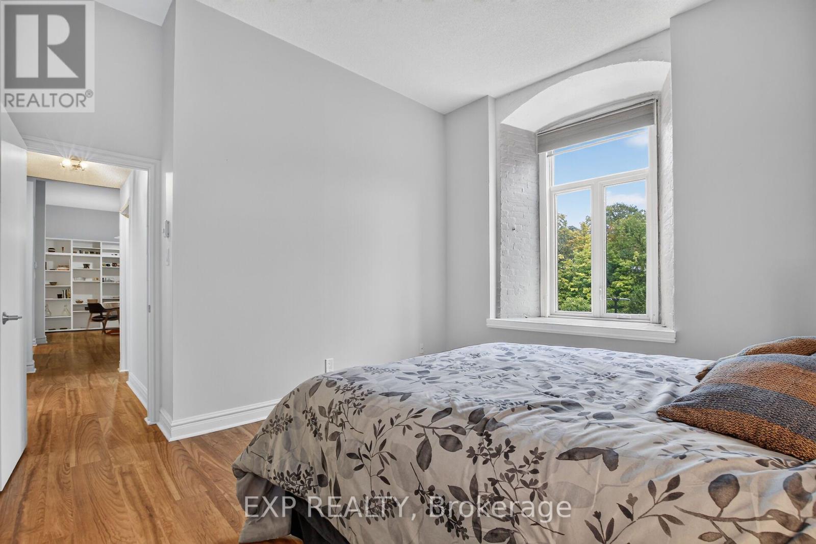 #405 1 ROSAMOND STREET E - Image 19