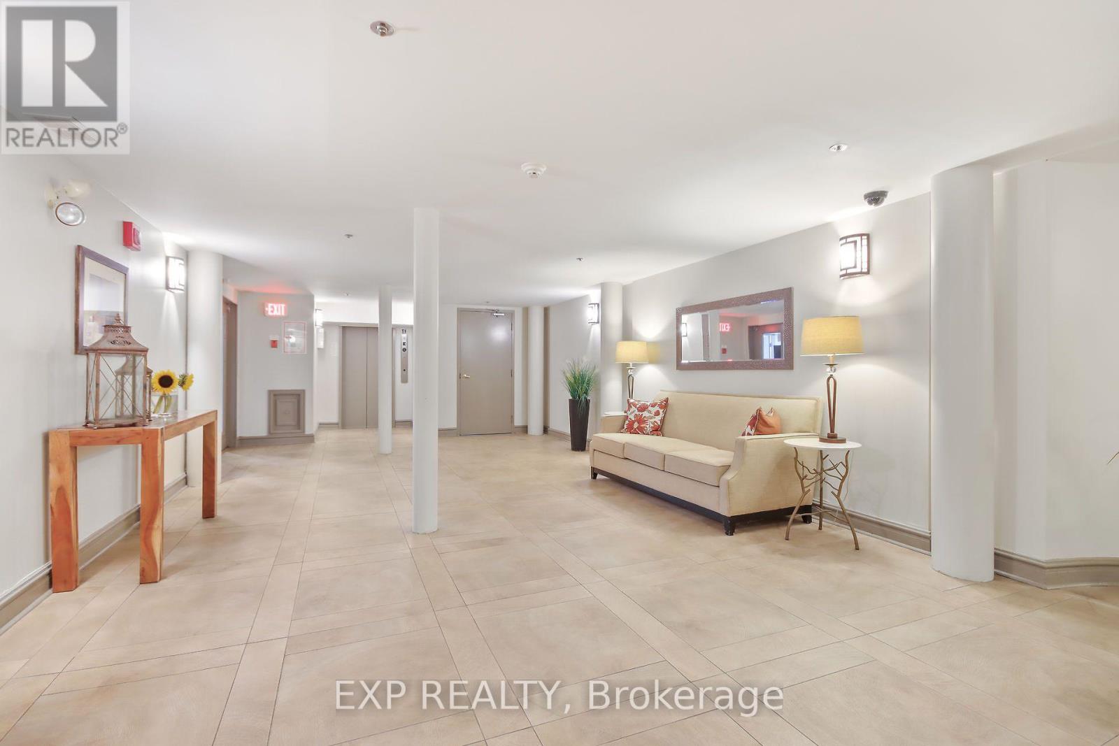 #405 1 ROSAMOND STREET E - Image 30