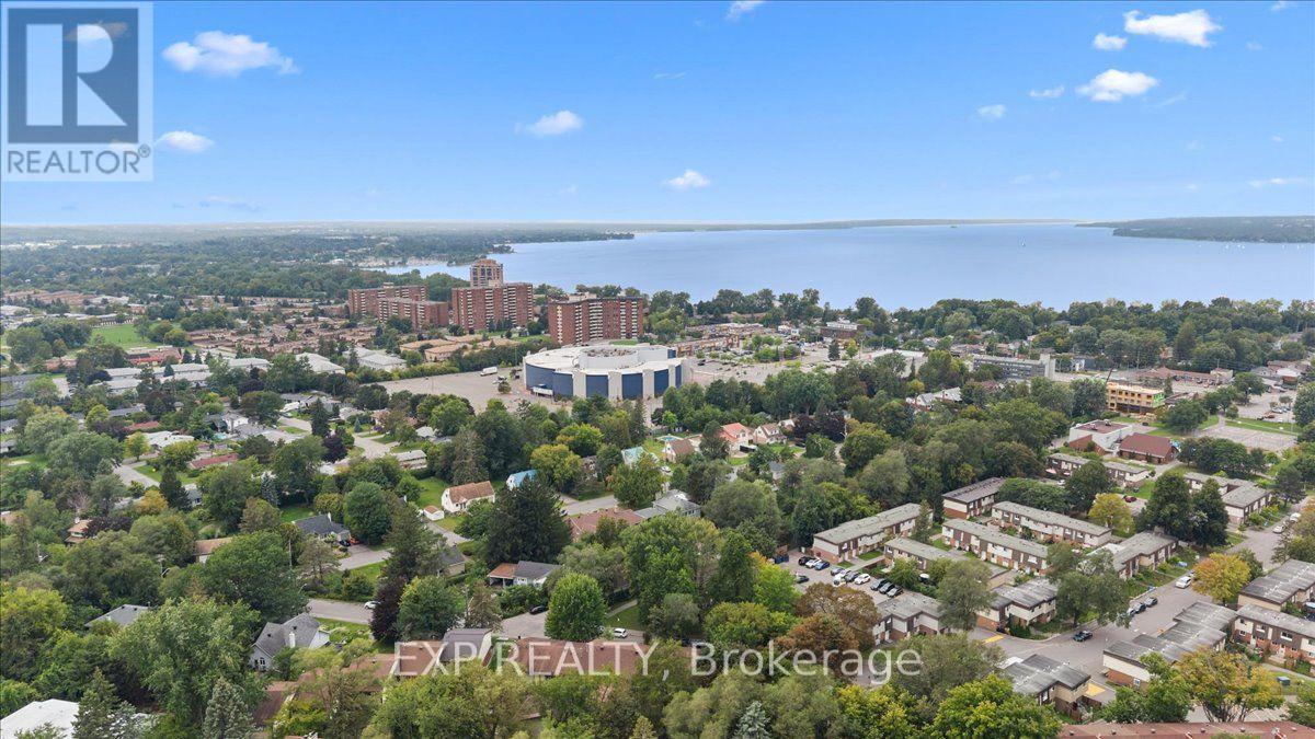 6 Bed, 4 Bath House for Sale in Ottawa – 9 – 2960 PENNY DRIVE, Ottawa – MLS# X13744364 - Image 27