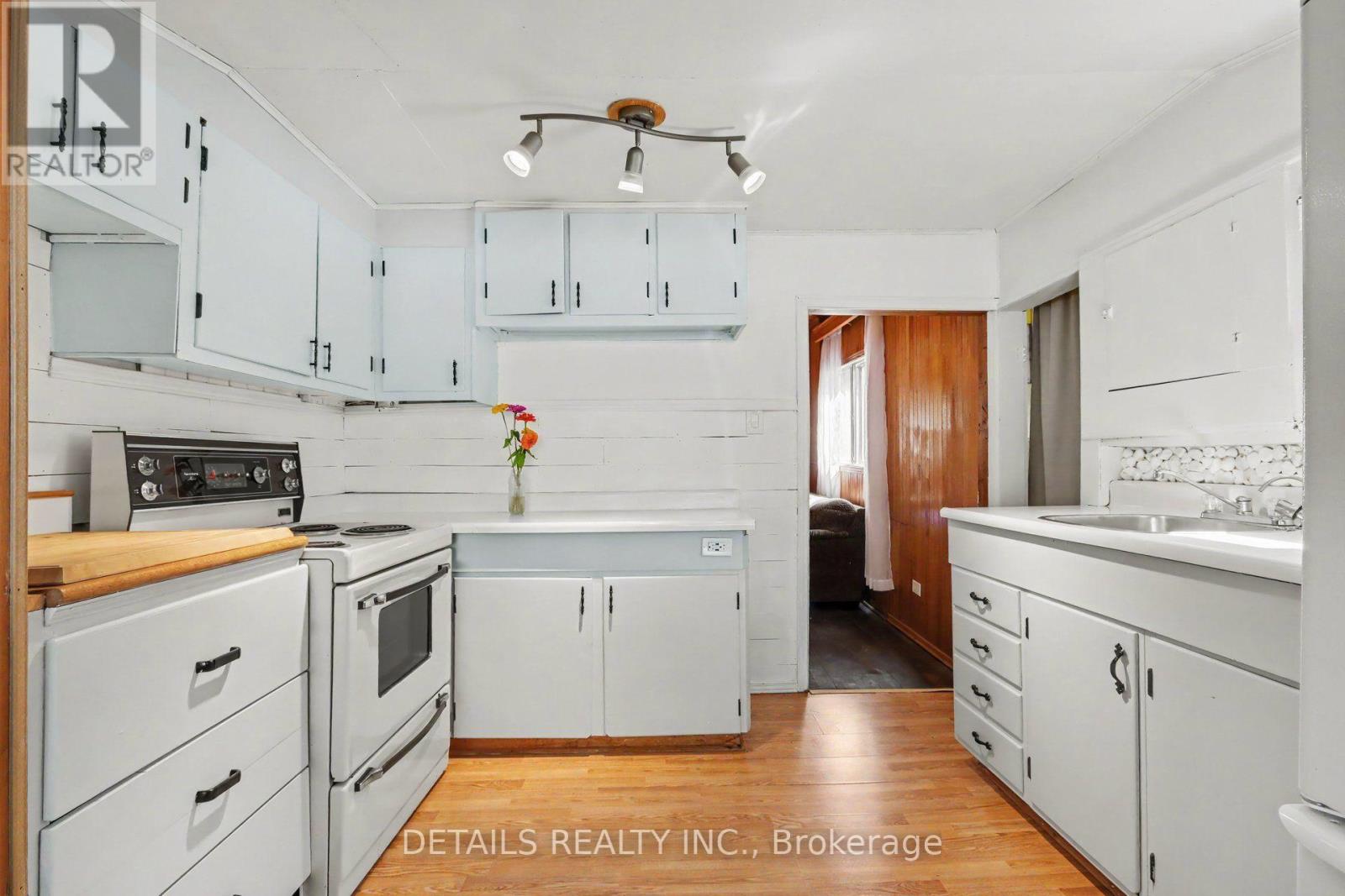 177 BIRCH AVENUE - 8