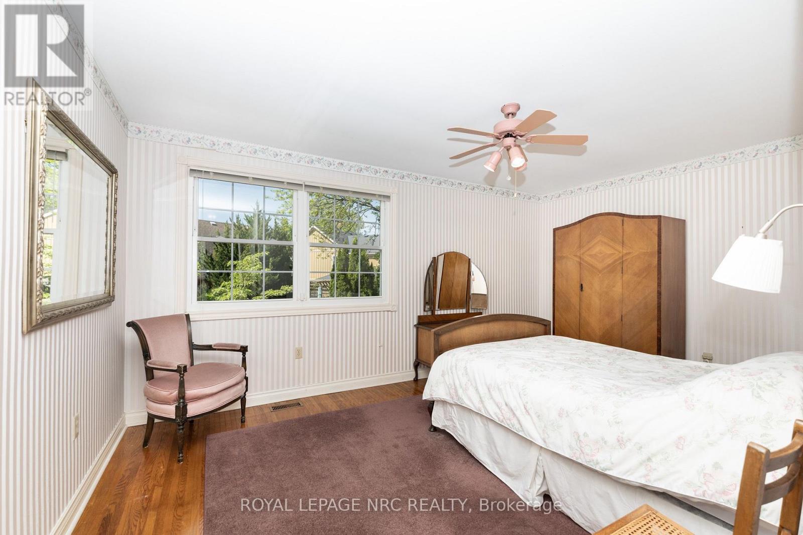 35 GARRISON VILLAGE DRIVE - 11