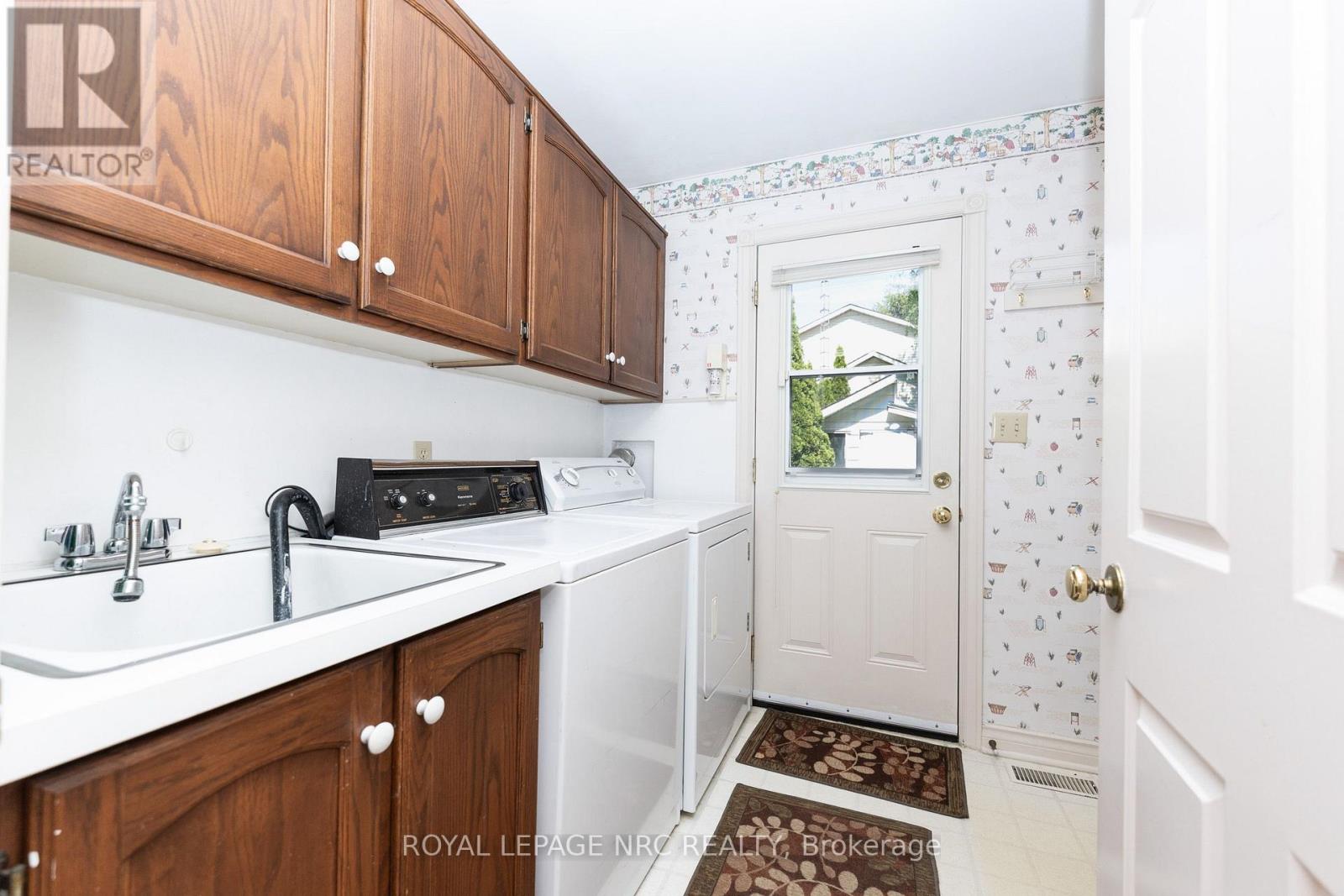 35 GARRISON VILLAGE DRIVE - 37