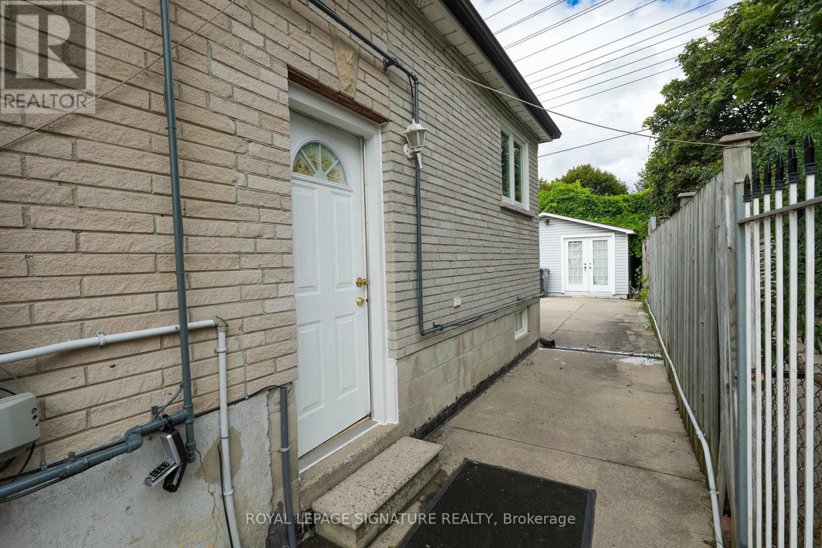 Photo of 674 Abana Road