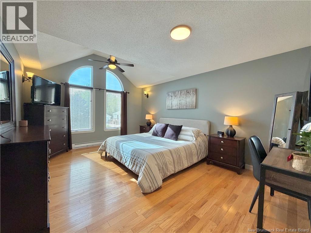 976 Huards - Image 34