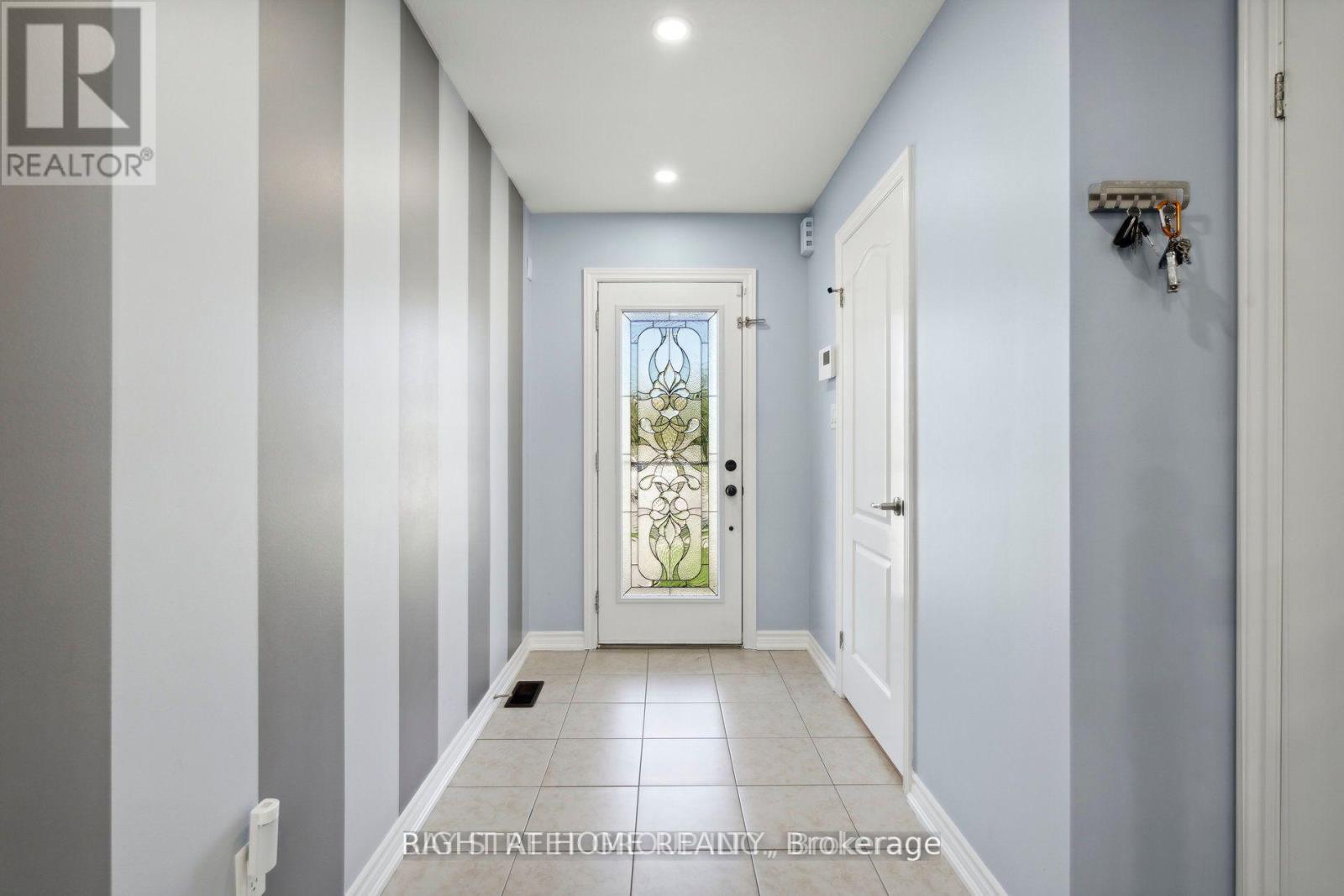 89 PENNY LANE, Hamilton (Stoney Creek Mountain) — photo 4