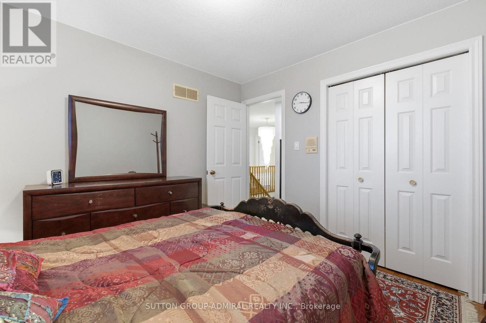 47 SANDY DRIVE - 26