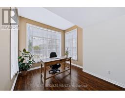 5b Kemp Drive, Ottawa, ON K1T3W9 Photo 22