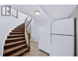 5b Kemp Drive, Ottawa, ON K1T3W9 Photo 35