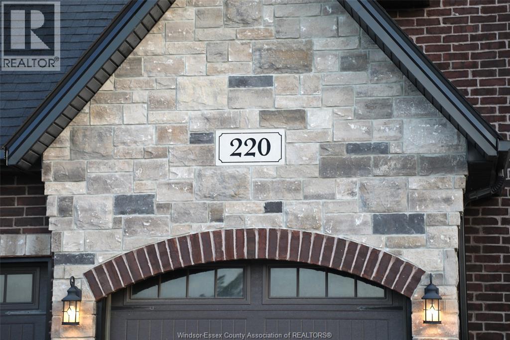 220 RAFIH, Lakeshore — photo 2