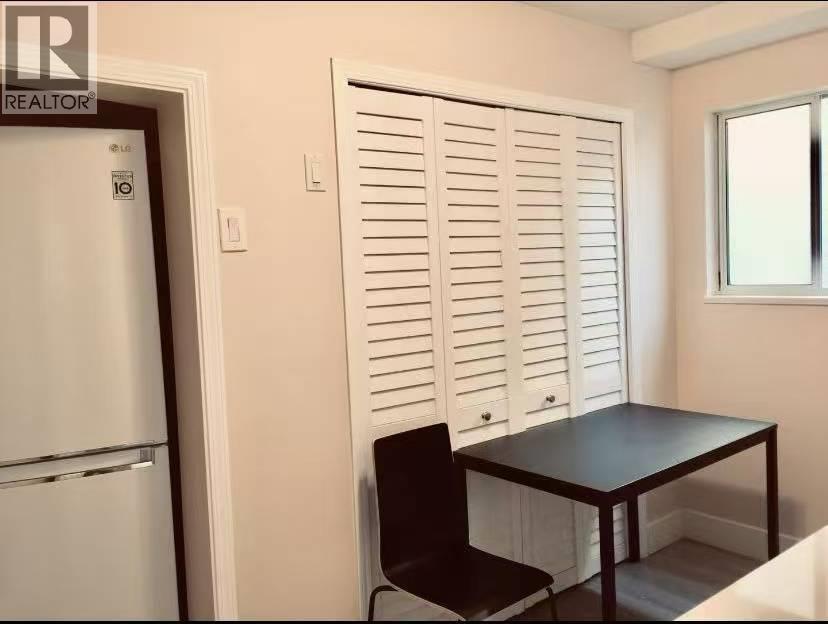 3000 WEST 21ST Avenue, Vancouver, British Columbia, V6L1L1, Vancouver, British Columbia — photo 2 of 5