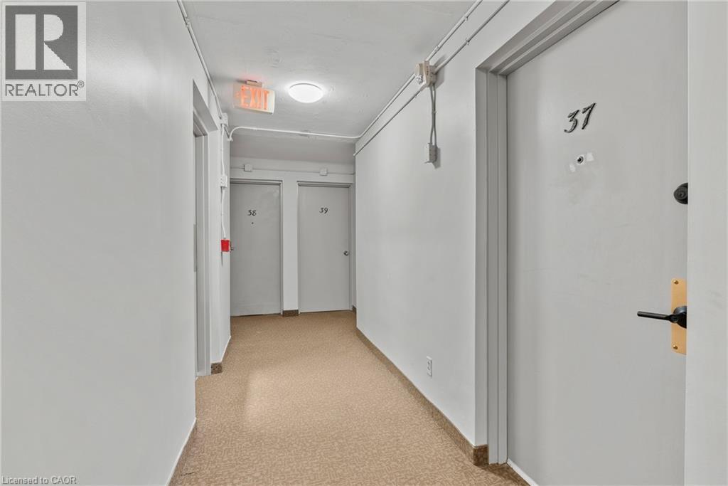 456 CARLTON Street Unit# 37, St. Catharines — photo 4