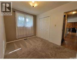 2212 95th Street, North Battleford, SK S9A3K5 Photo 16