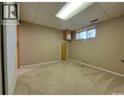 2212 95th Street, North Battleford, SK S9A3K5 Photo 24