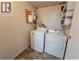 2212 95th Street, North Battleford, SK S9A3K5 Photo 25