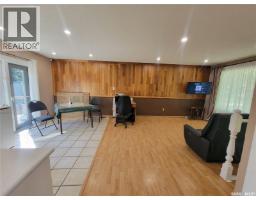 Family room - 2212 95th Street, North Battleford, SK S9A3K5 Photo 7