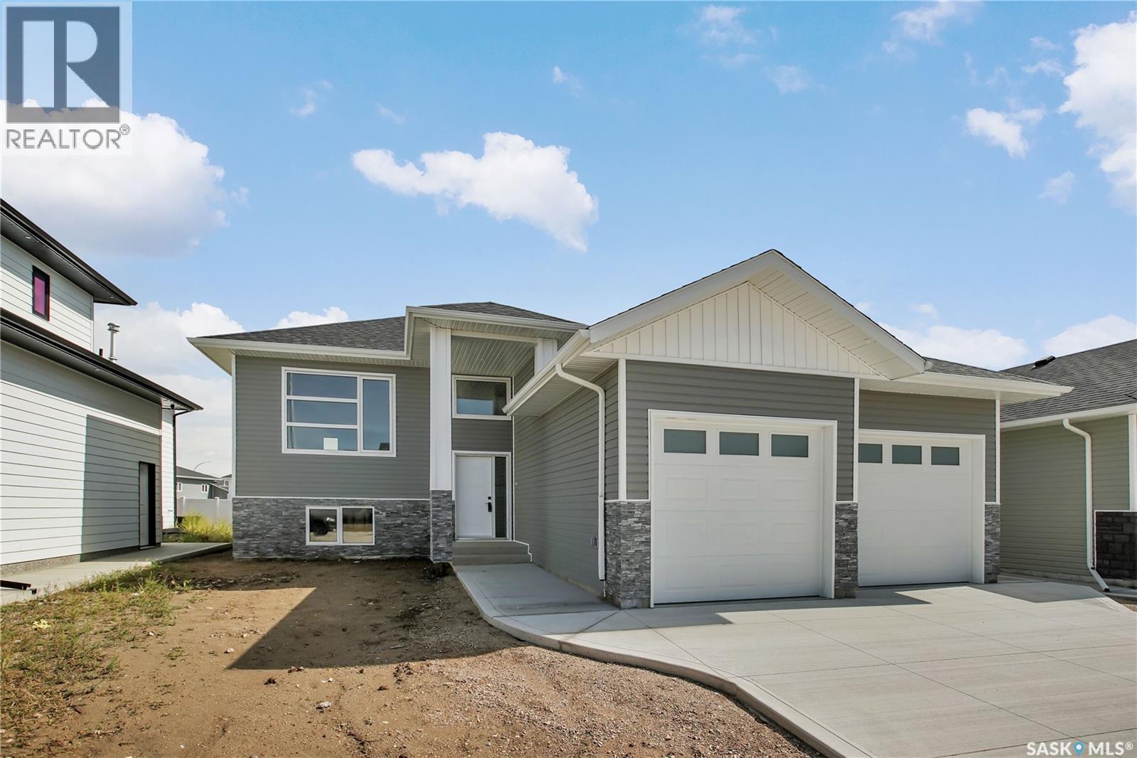 836 Ballesteros CRESCENT, Warman — photo 1