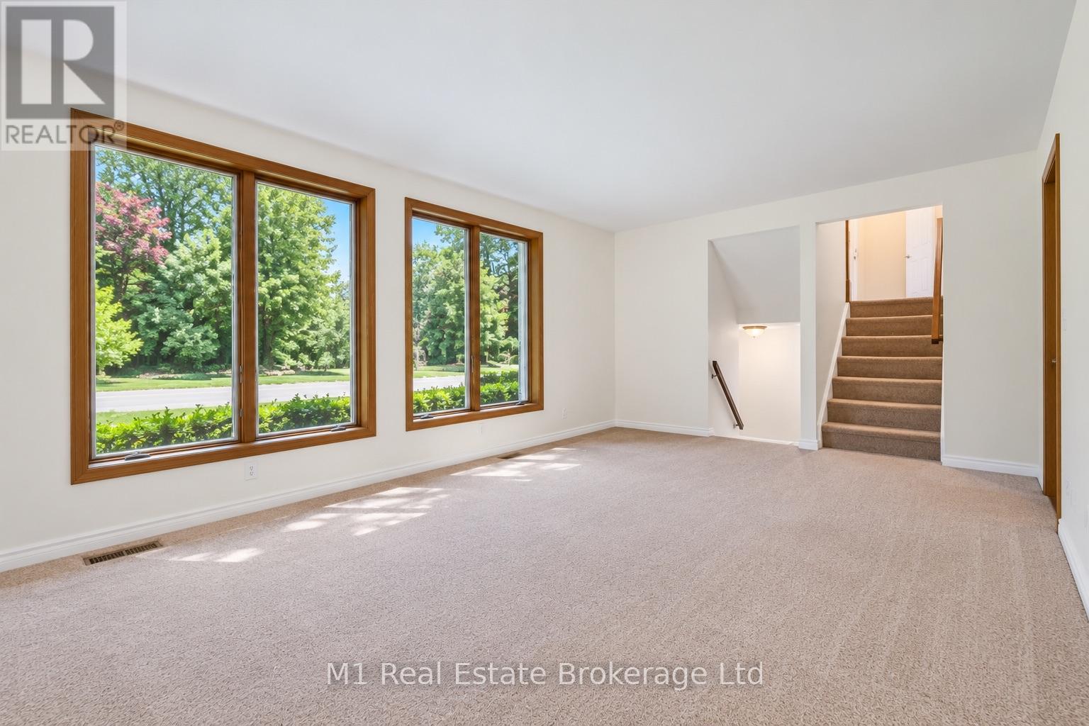 610 ST DAVID STREET S, Centre Wellington (Fergus) — photo 6