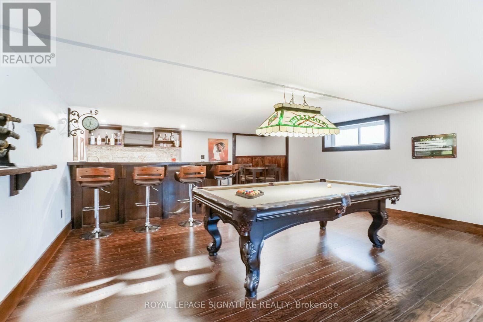 16 BAIRSTOW CRESCENT - 22