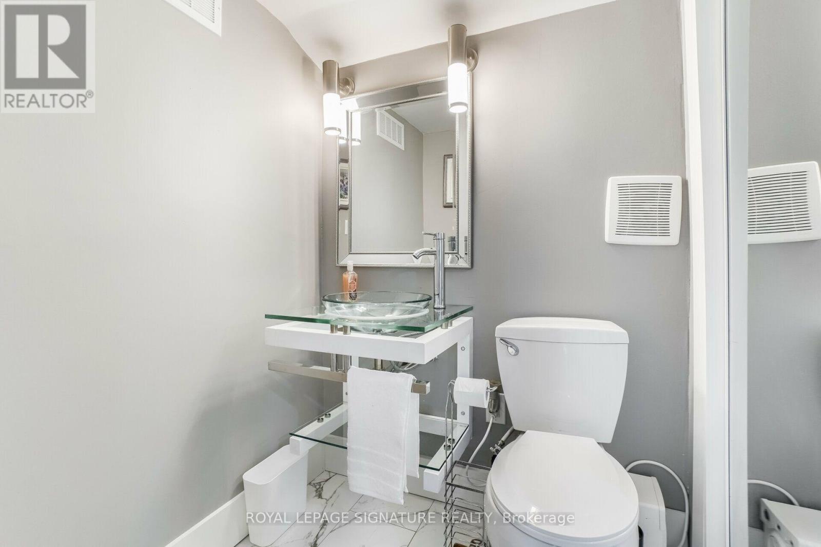 16 BAIRSTOW CRESCENT - 24